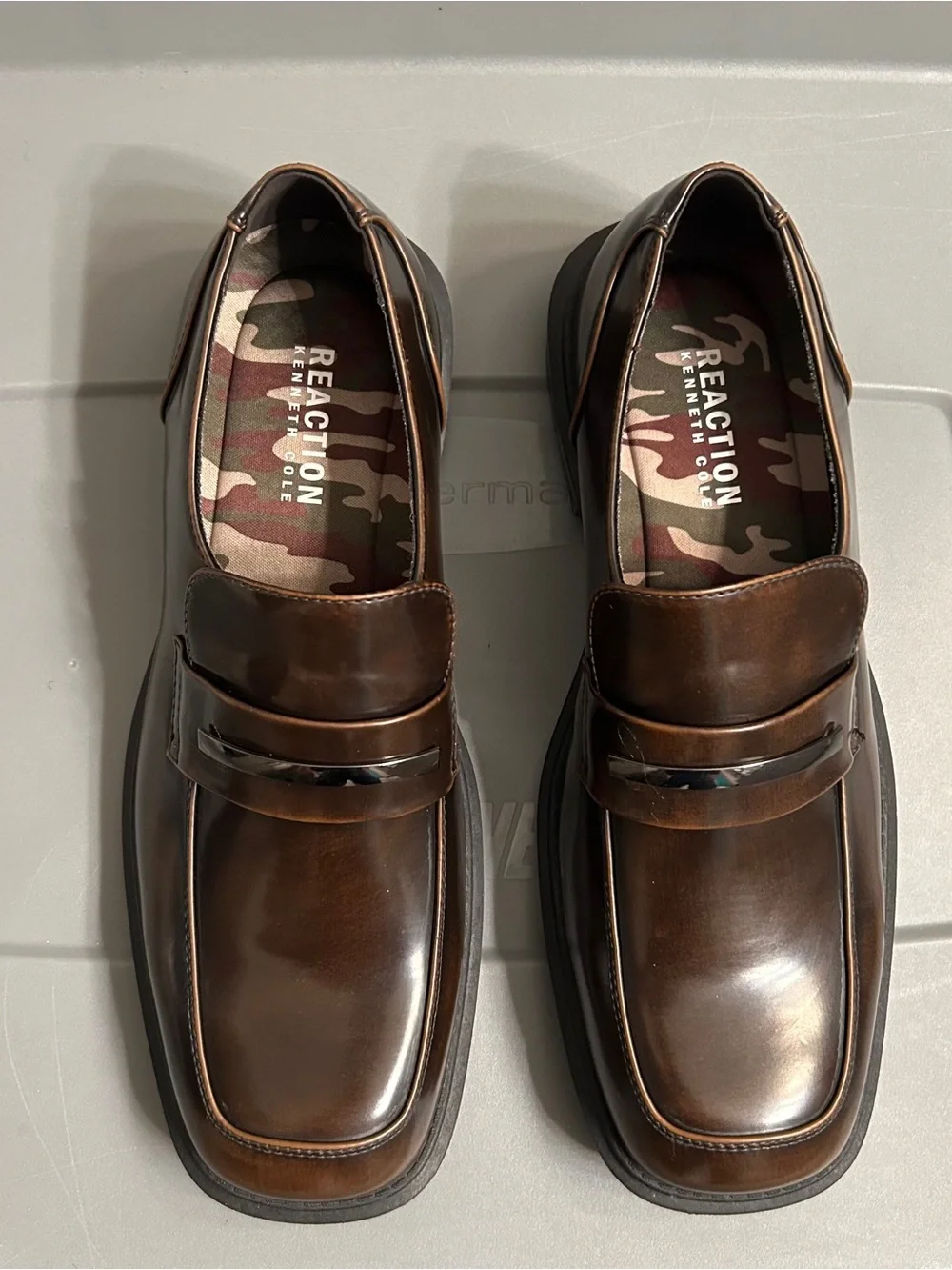 Kenneth Cole Reaction polished brown